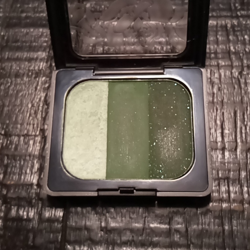 Eyeshadow
